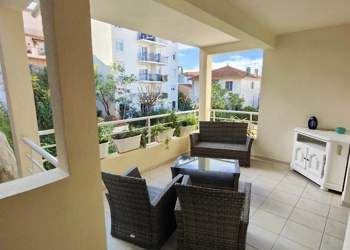Appartement 66 M Confort à Saint-raphaël *